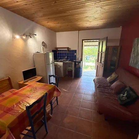 Au Paradis, Parc Animalier Apartmán
